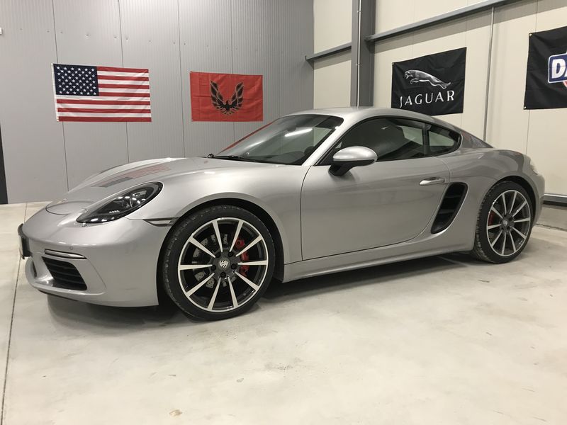 Porsche 718 Cayman S (982) PDK