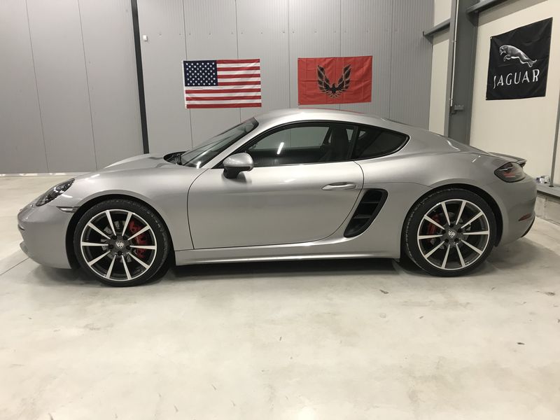 Porsche 718 Cayman S (982) PDK