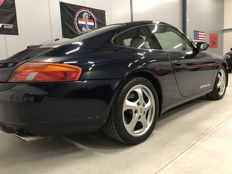 Porsche 996 Carrera 2 Tiptronic